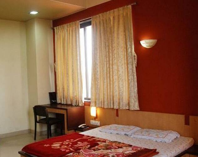 Bhagyashri Hotel, Satara 2